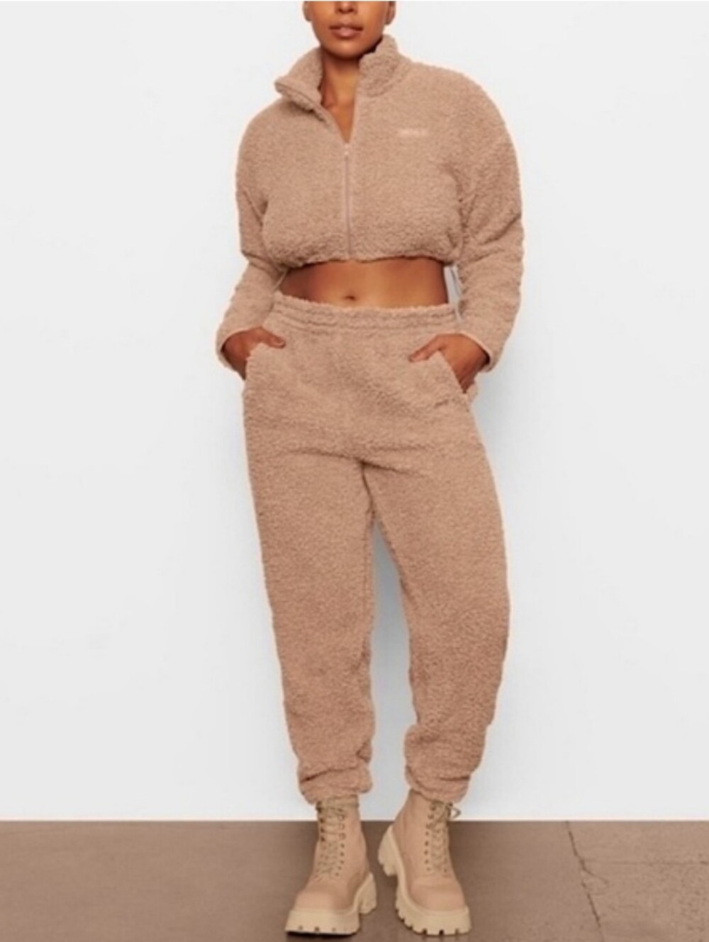 NWT Skims Teddy Sherpa Joggers XL Tigers Eye Light Brown